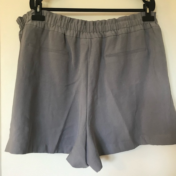Simply Vera Wang paperbag waist shorts. SZ 3X NWT. - Picture 2 of 5